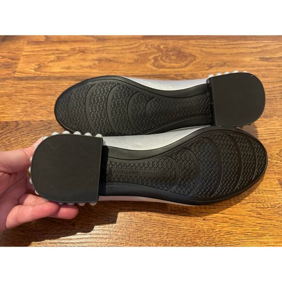 Adrienne Vittadini Corsage Faux Patent Pearl Flats – Silver/Black – Size 9.5 - Picture 8 of 10